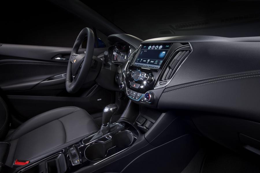  Chevrolet Cruze Premier RS 2016 года  (фото 8 из 34)